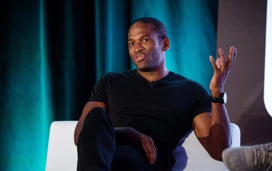 Arthur Hayes Believes Bitcoin Has Bottomed: Here’s Why