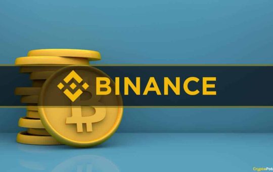 Binance Wallets See Huge Spikes in Bitcoin Outflows, Suspends BTC Transactions