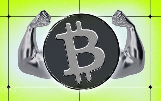 Mexican Billionaire Ricardo Salinas Explains Why to Buy Bitcoin